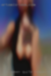 Im women quite, respectful & party lover.